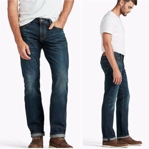 NWT Lucky Brand 221 Original Straight Size 32 X 30